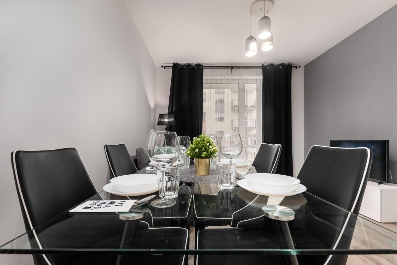 Rakowska 14A 1 Bedroom By Homeprime Varsó Kültér fotó